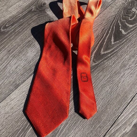 Christian Dior orange tie  - Picture 1 of 4